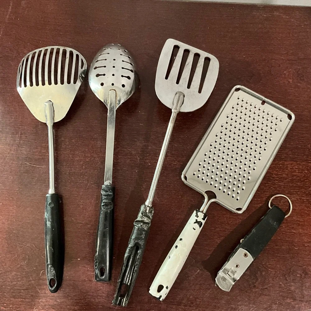 Lot of 5 Vintage Ecko Utensils Grater Serving Spoon Kitchamajig